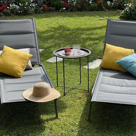 Garden Apartment ปาโกชตาเน ภายนอก รูปภาพ